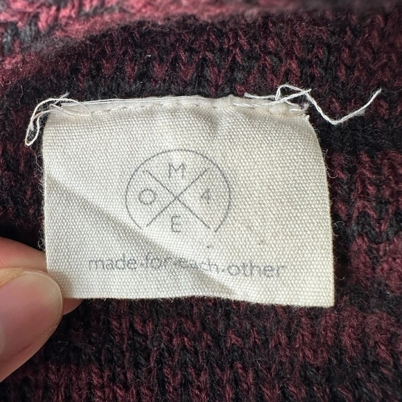 KNITTED MAROON AND BLACK INFINITY SCARF FOR YOUR HEAD BY MADE FOR EACH OTHER O/S - Picture 6 of 10